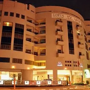 lotus-grand-hotel-apartments.dubaihotelsoffers.com/